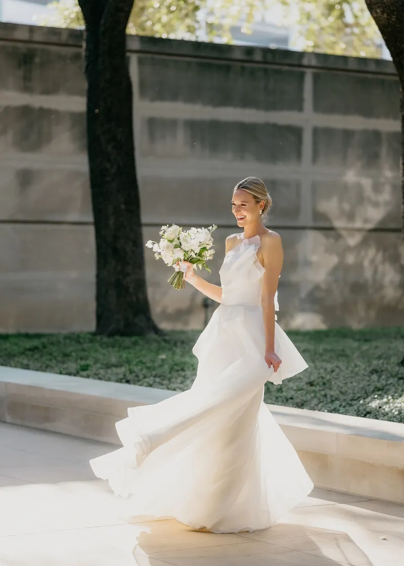 elegant ivory organza strapless bridal dress elegant ivory organza strapless bridal dress