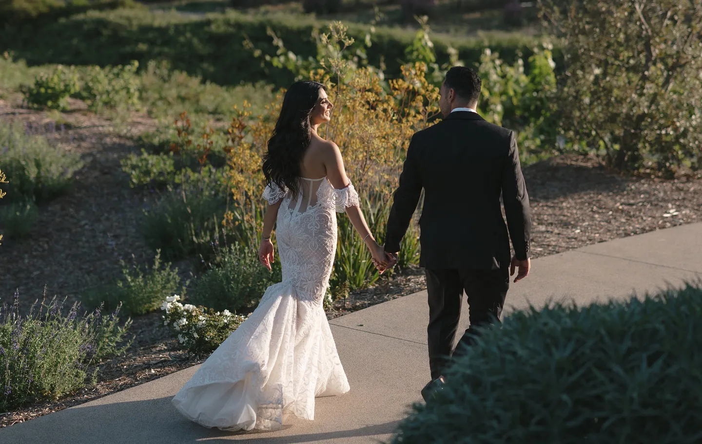 7 tips for picking the perfect destination wedding dress 7 tips for picking the perfect destination wedding dress