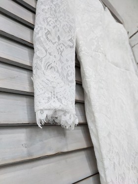 white lace long sleeve