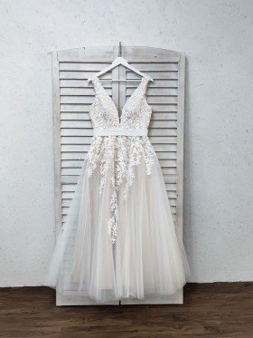 lace appliqued tulle long prom dress