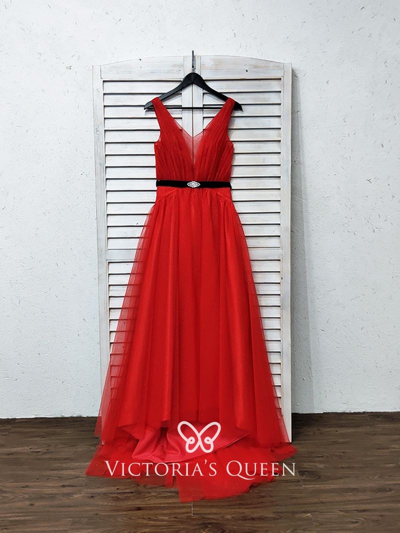 shimmer red tulle V neck formal dress with beaded black belt