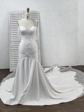 Off the shoulder Lace and Spandex Long Train Bridal Dress Off the shoulder Lace and Spandex Long Train Bridal Dress