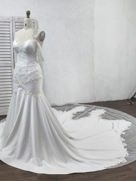 Off the shoulder Long Train Bridal Dress Off the shoulder Long Train Bridal Dress