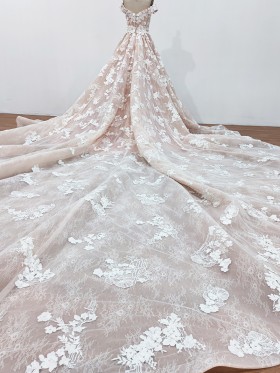 floral white lace appliqed blush long train luxury wedding gown floral white lace appliqed blush long train luxury wedding gown