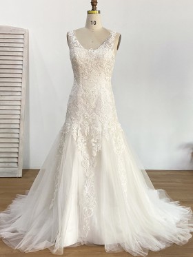 timeless lace and tulle V neck trumpet long wedding dress timeless lace and tulle V neck trumpet long wedding dress