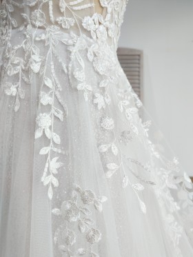 sequinned floral laces