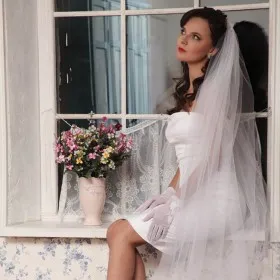 chapel length wedding veil scattered floral romantic wedding veil