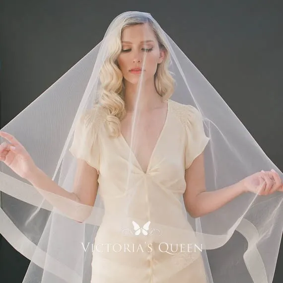 https://www.victoriasqueen.com/uploads/product/0/1/01023/champagne-drop-veil-single-tier-handmade-cathedral-length-wedding-veil-1.webp