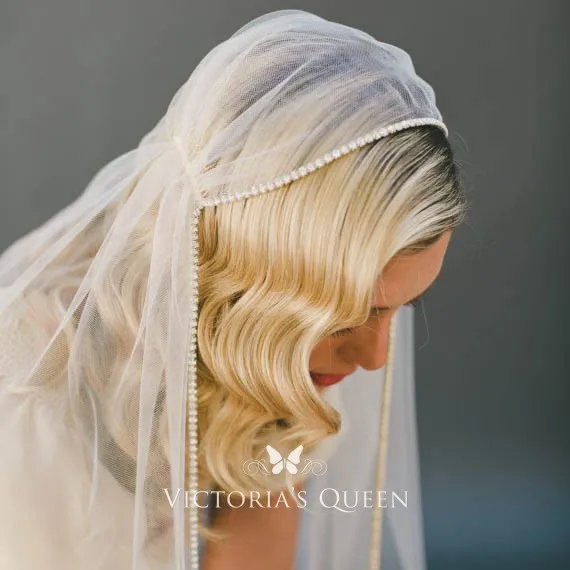 One-tier Lace Appliqued Fingertip Veil for Fall Wedding - VQ