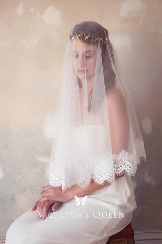 https://www.victoriasqueen.com/uploads/product/0/1/01035/corded-lace-veil-elbow-length-single-tier-veil-2.webp