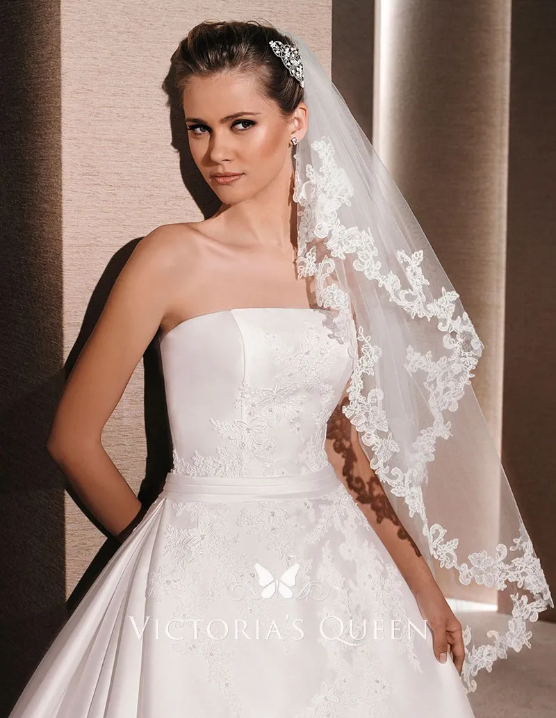 Laced Appliqued Wedding Veil Fingertip Length Veil - VQ