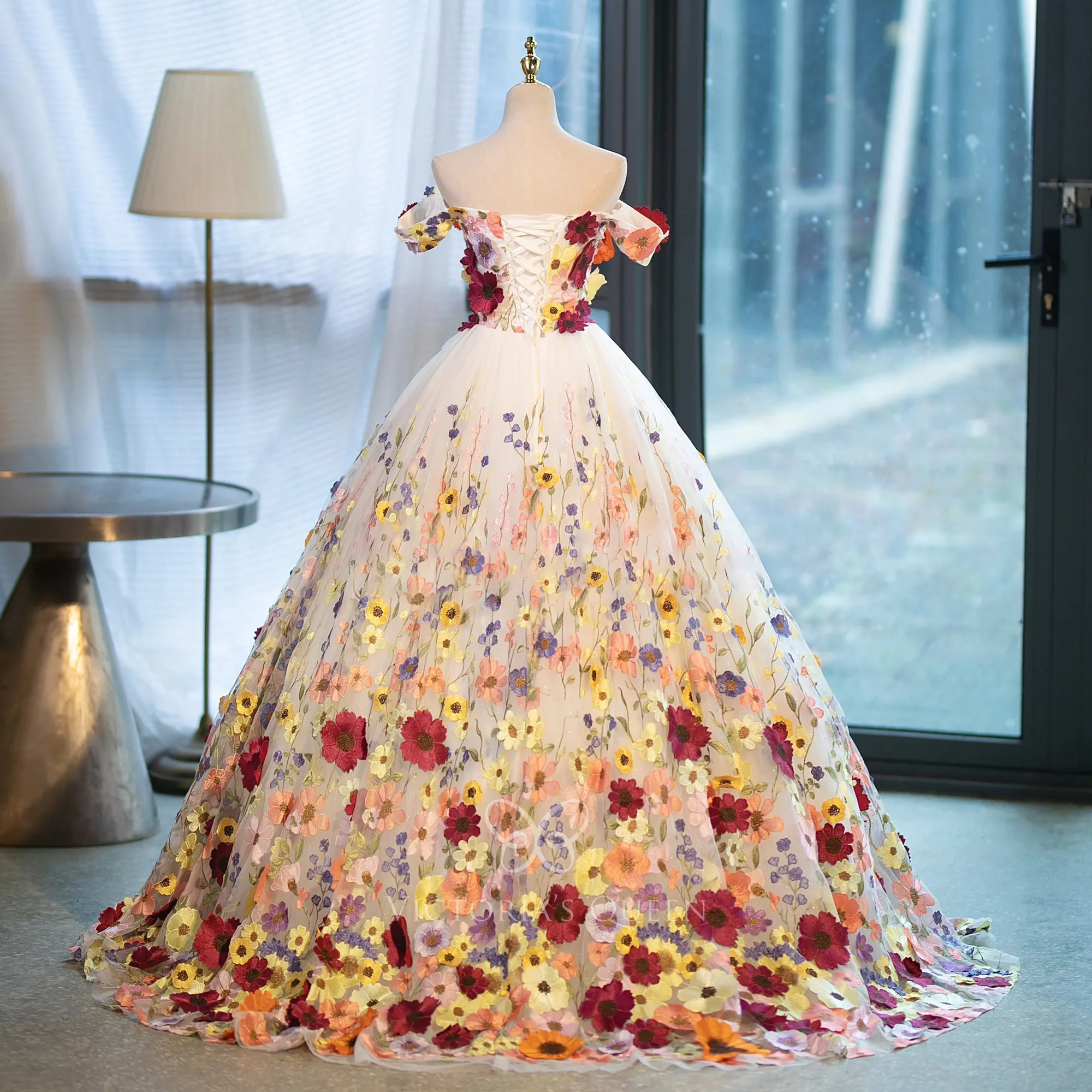 Dolce Gown with 3D Flowers on the Shoulder