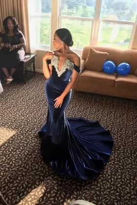 glamorous navy velvet lace appliqued off the shoulder V cut mermaid long prom dress
