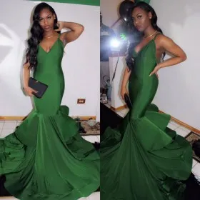Gorgeous green spandex mermaidtrumpet prom gown with flounced long train