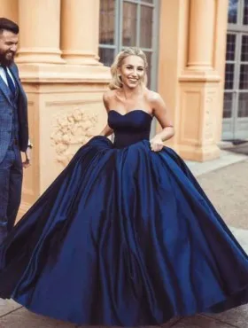 Solid navy blue satin strapless sweetheart corset Quinceaera ball gown prom dress