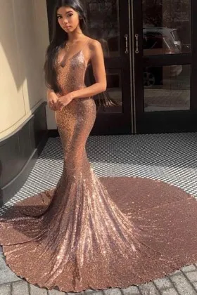 sparkly gold sequin backless long train prom dress
