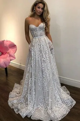 Designer glitter tulle strapless sweetheart prom dress
