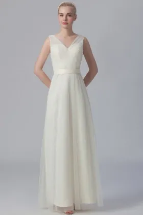 Cream tulle sleeveless V neck A line long wedding party bridesmaid dress