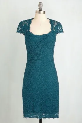 Queen Anne neck cap sleeve green lace sheath short bridesmaid dress