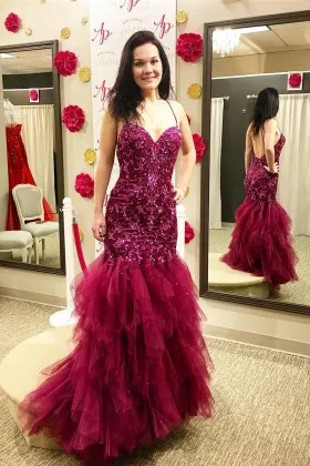 Dazzling garnet sequinned sweetheart spaghetti strap mermaid tulle prom gown