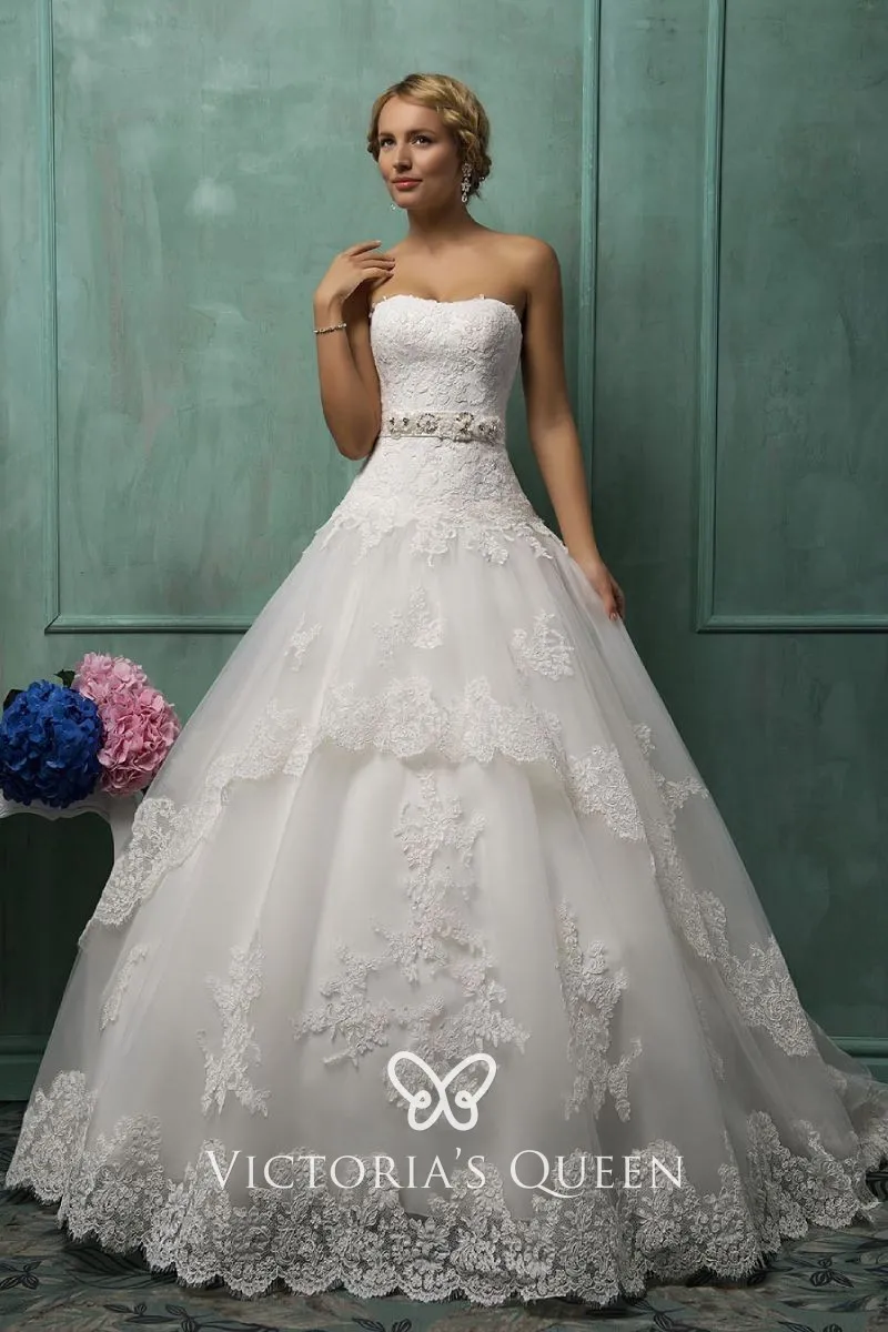 Luxury classic off white lace corset bodice beaded ball gown wedding dress