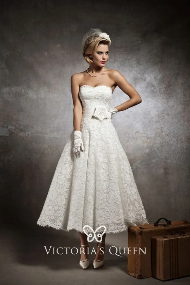 beautiful tea length A line ivory lace strapless sweetheart wedding dress