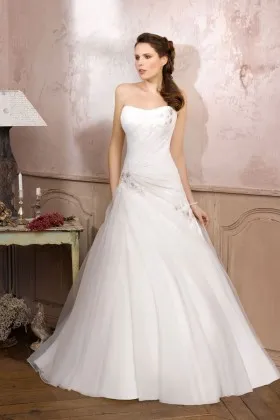 curved neckline side draped white organza beaded lace appliqued wedding dress