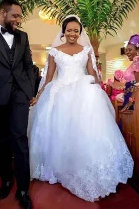 cap sleeve white lace tulle ball gown princess wedding dress