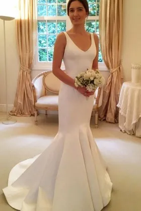 V neckline sleeveless ivory satin mermaid wedding dress