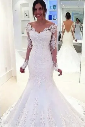 scalloped lace V neck long sleeve mermaid wedding dress