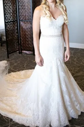 Classic Strapless Beaded Lace Mermaid Wedding Dress