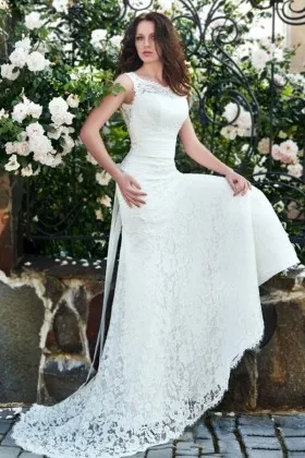exquisite lace illusion neckline mermaid wedding gown
