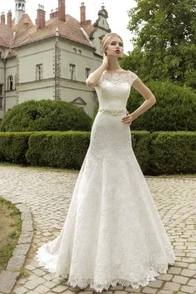 illusion sweetheart cap sleeve lace vintage bridal gown