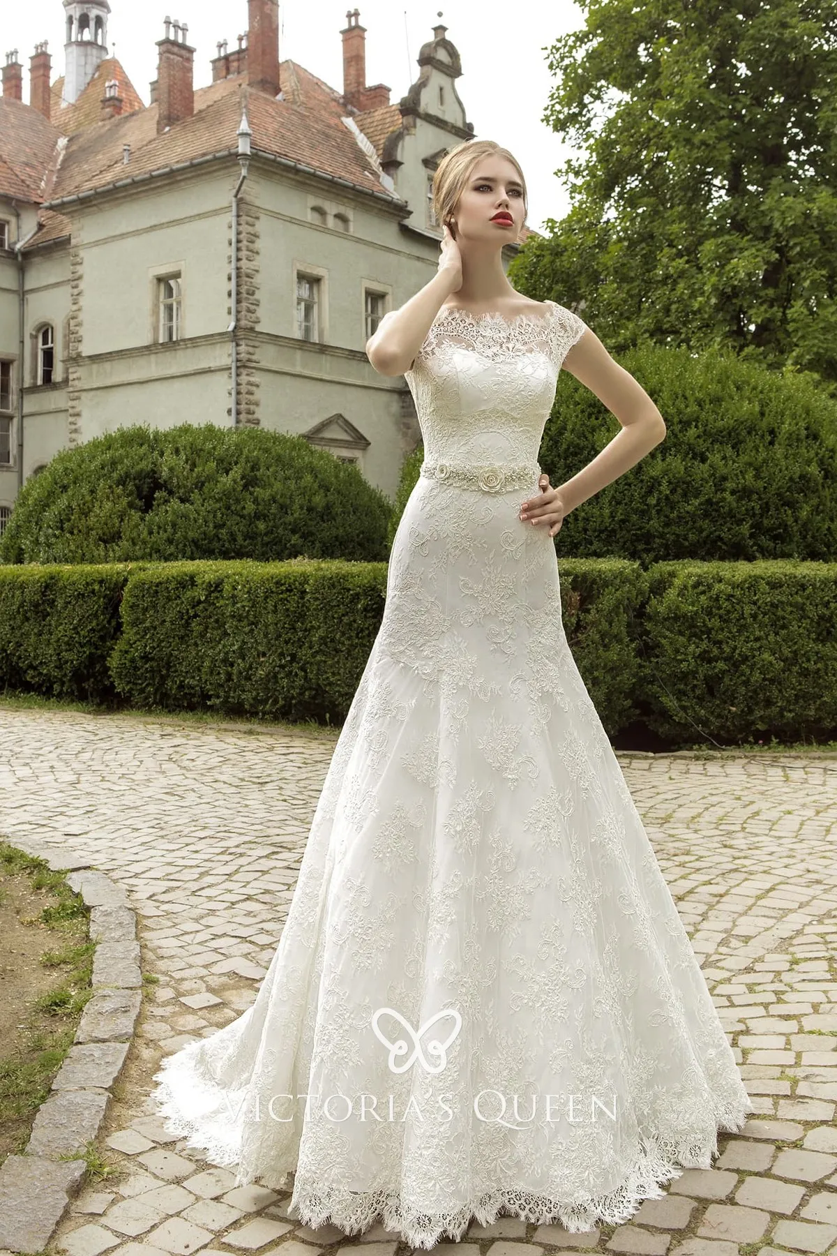 Vintage Inspired Wedding Dresses: 36 Looks + FAQs | Ball gowns wedding, Bridal  dresses, Gowns