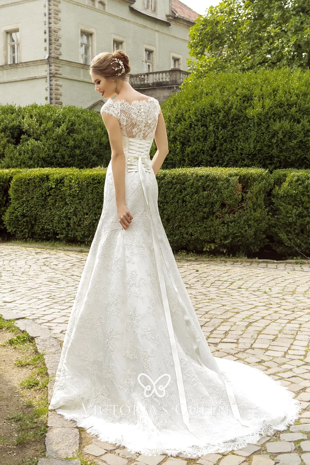 Illusion Sweetheart Cap Sleeve Lace Vintage Bridal Gown - VQ