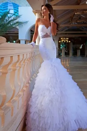 cut out waist tiered ruffled fashion wedding gown