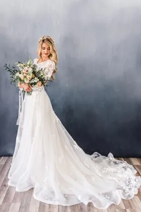 Floral Lace Appliqued Long Sleeve Organza Bridal Dress