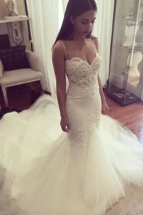 modern sweetheart lace and tulle mermaid wedding dress