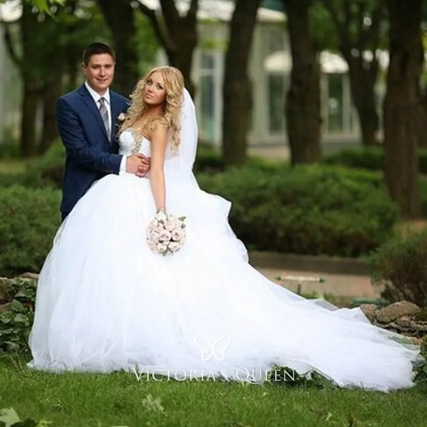 Diamond Sweetheart Basque Waist Tulle Wedding Ball Gown - VQ