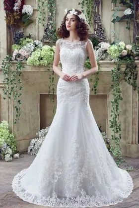 sleeveless sequinned lace mermaid vintage wedding dress