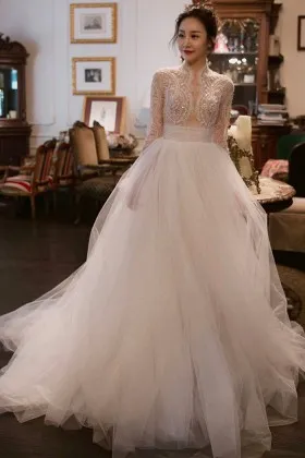 Dramatic scalloped eyelash lace and tulle wedding dress