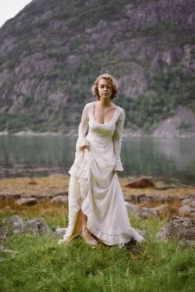 vintage ivory lace and tulle destination fall wedding dress