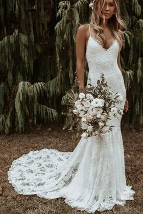vintage ivory lace V neck mermaid boho wedding dress