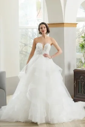 sweetheart dip bodice ruffled skirt wedding ball gown