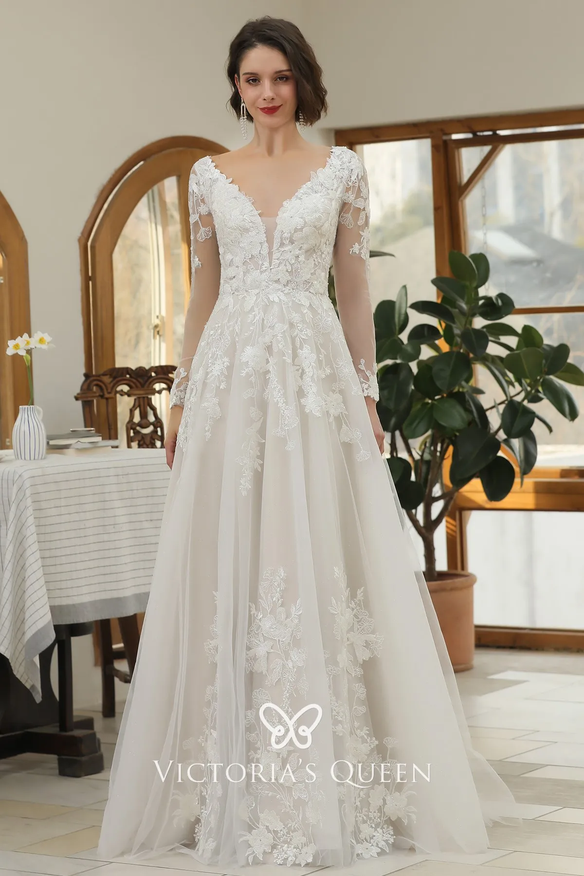 Romantic Floral Lace & Tulle Long Sleeves Wedding Dress - VQ