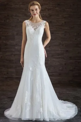 illusion sweetheart white lace and tulle wedding dress