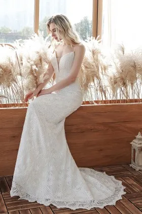 patterned lace plunge neck mermaid boho wedding dress