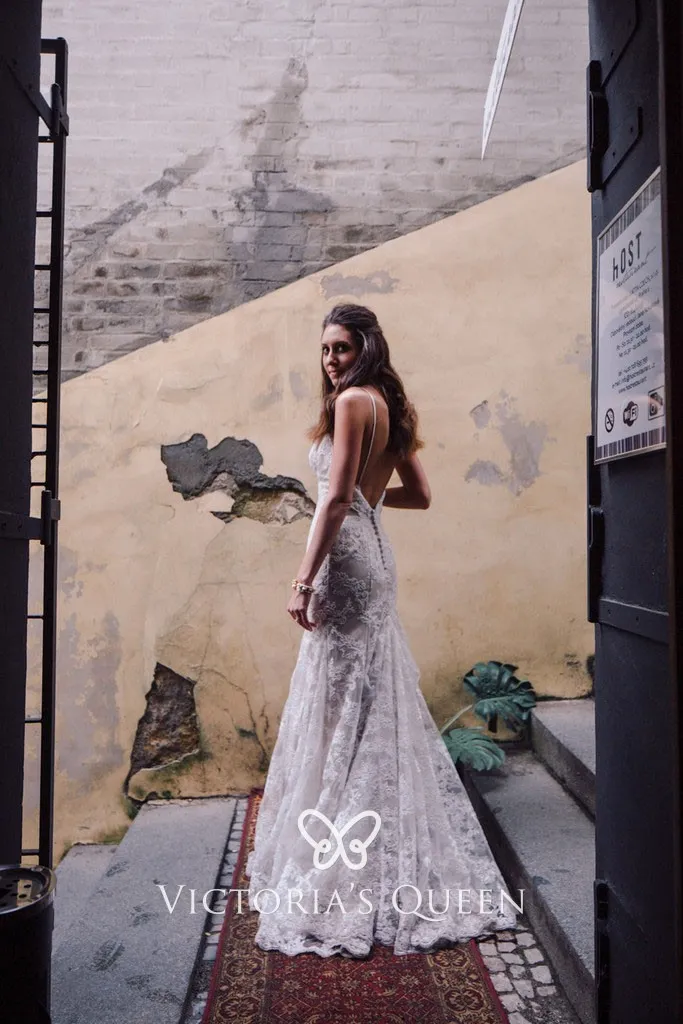 Ivory Wedding Dress Mermaid Spaghetti Straps Bridal Dress with Appliques main image 0