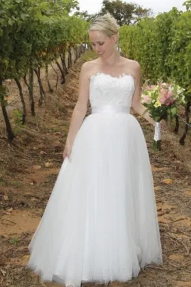 strapless sweetheart lace and tulle simple A line long wedding dress