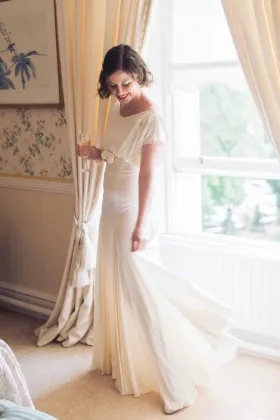 Elegant design ivory spandex short sleeve long evening bridal gown